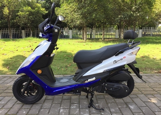 Chine Corps en plastique commode Shell de rue de gaz émission juridique professionnelle de scooters de basse fournisseur